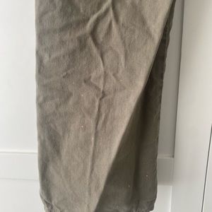 zara size 2 mid rise fitted cargos in green
